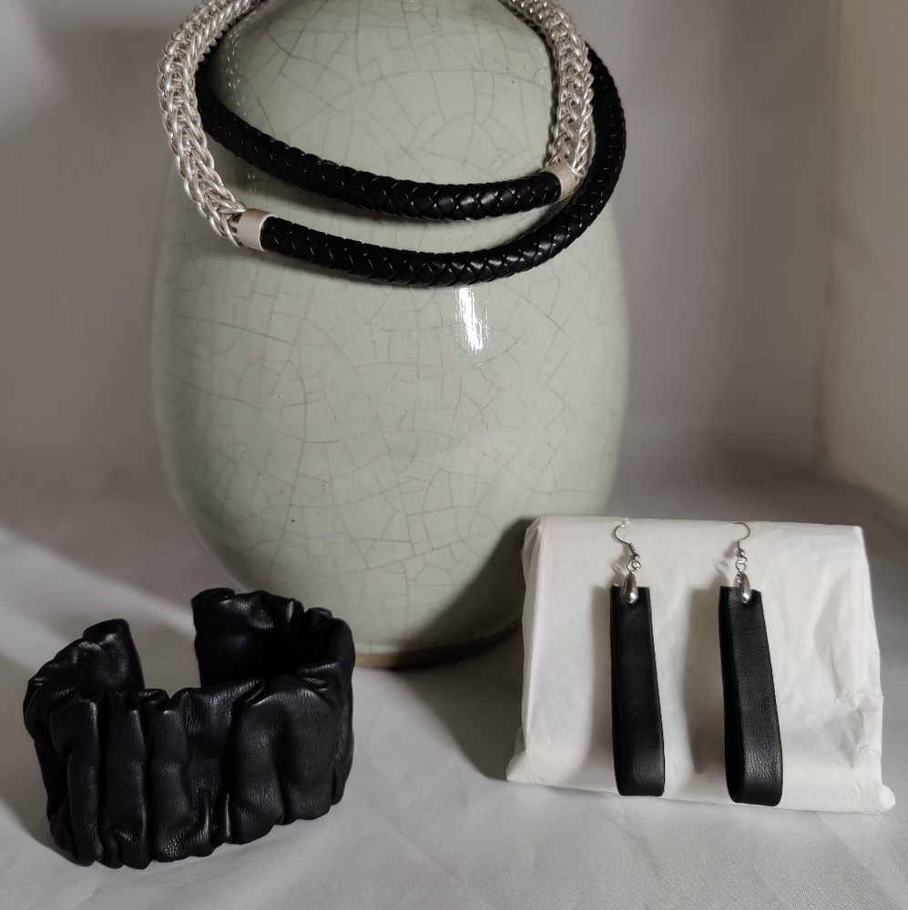 Accessories set